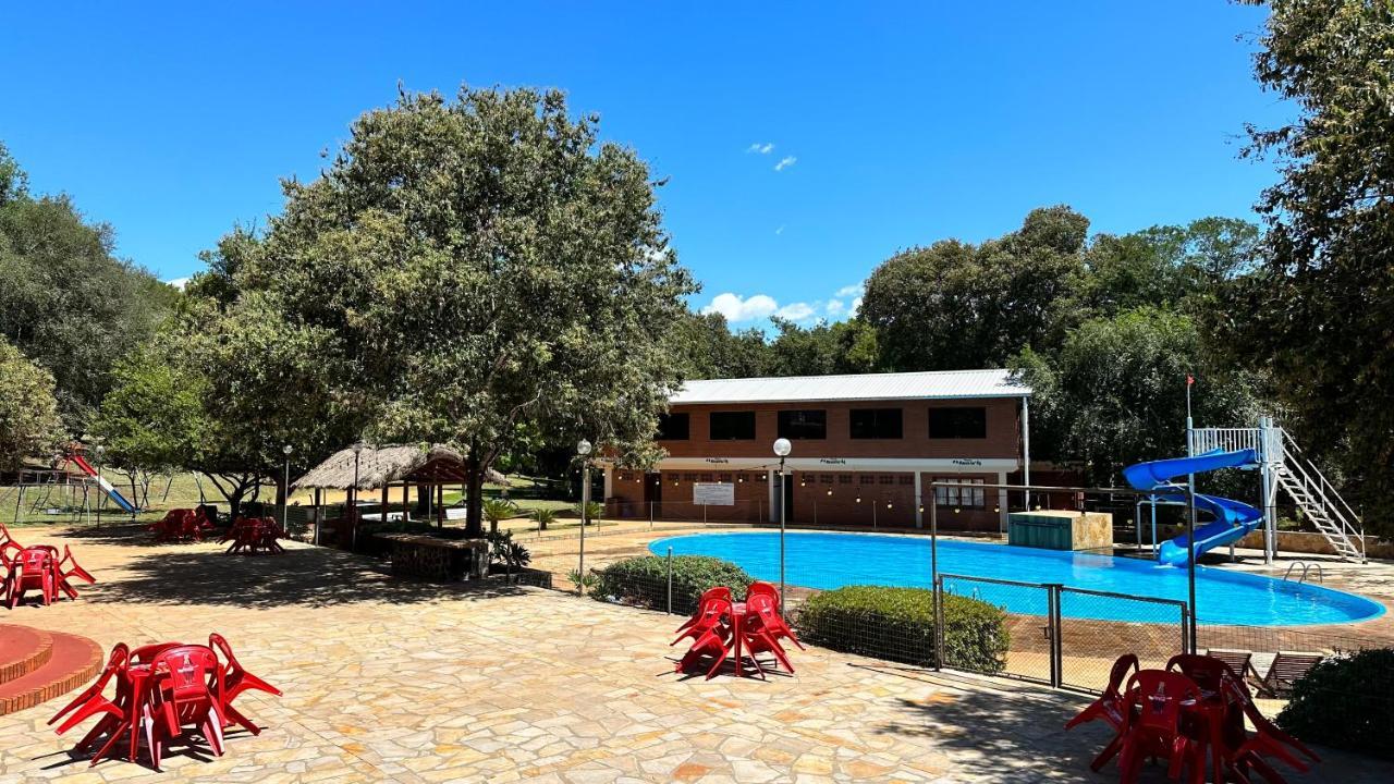 Parque Hotel Manantial Hohenau 외부 사진