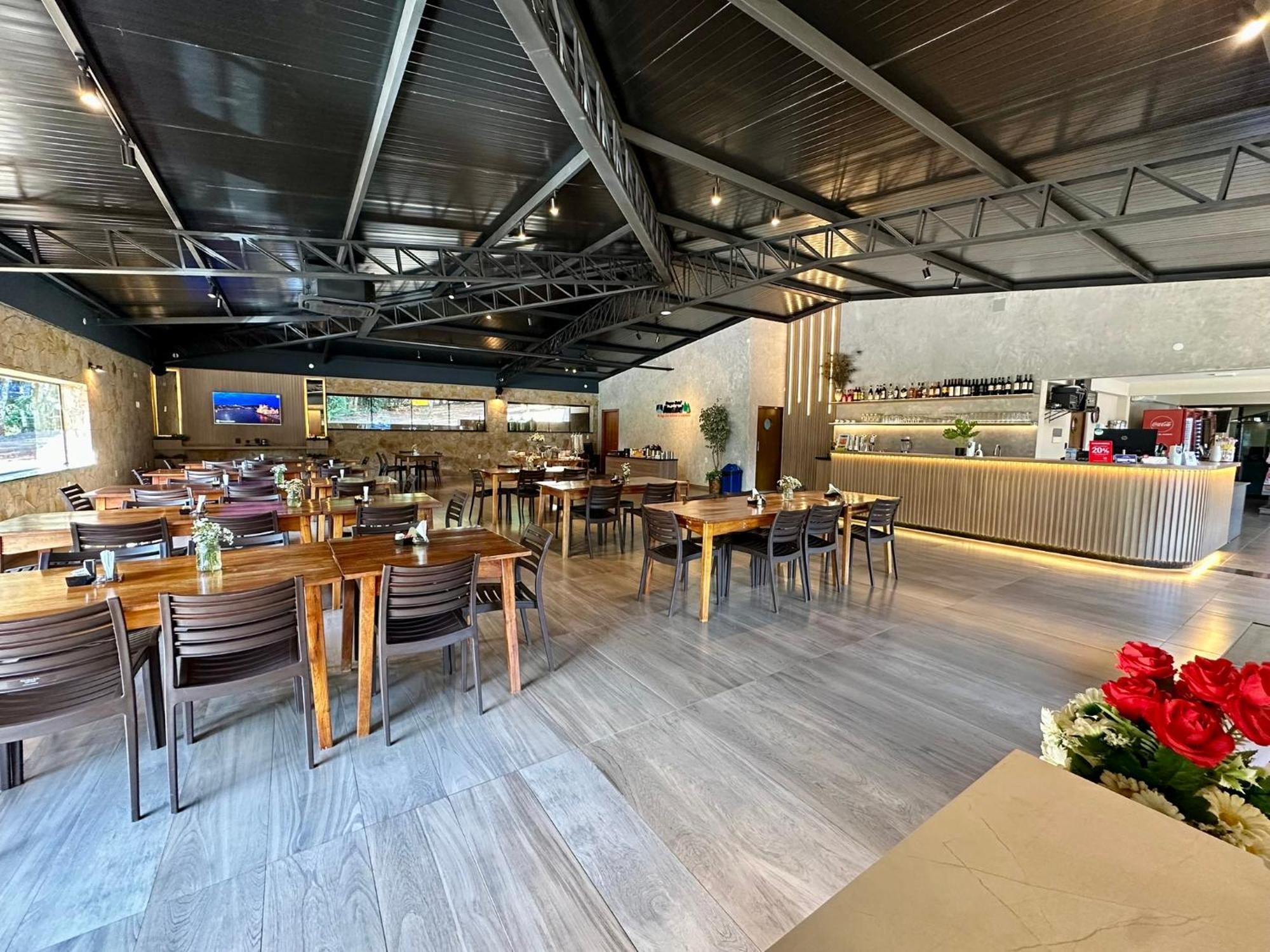 Parque Hotel Manantial Hohenau 외부 사진