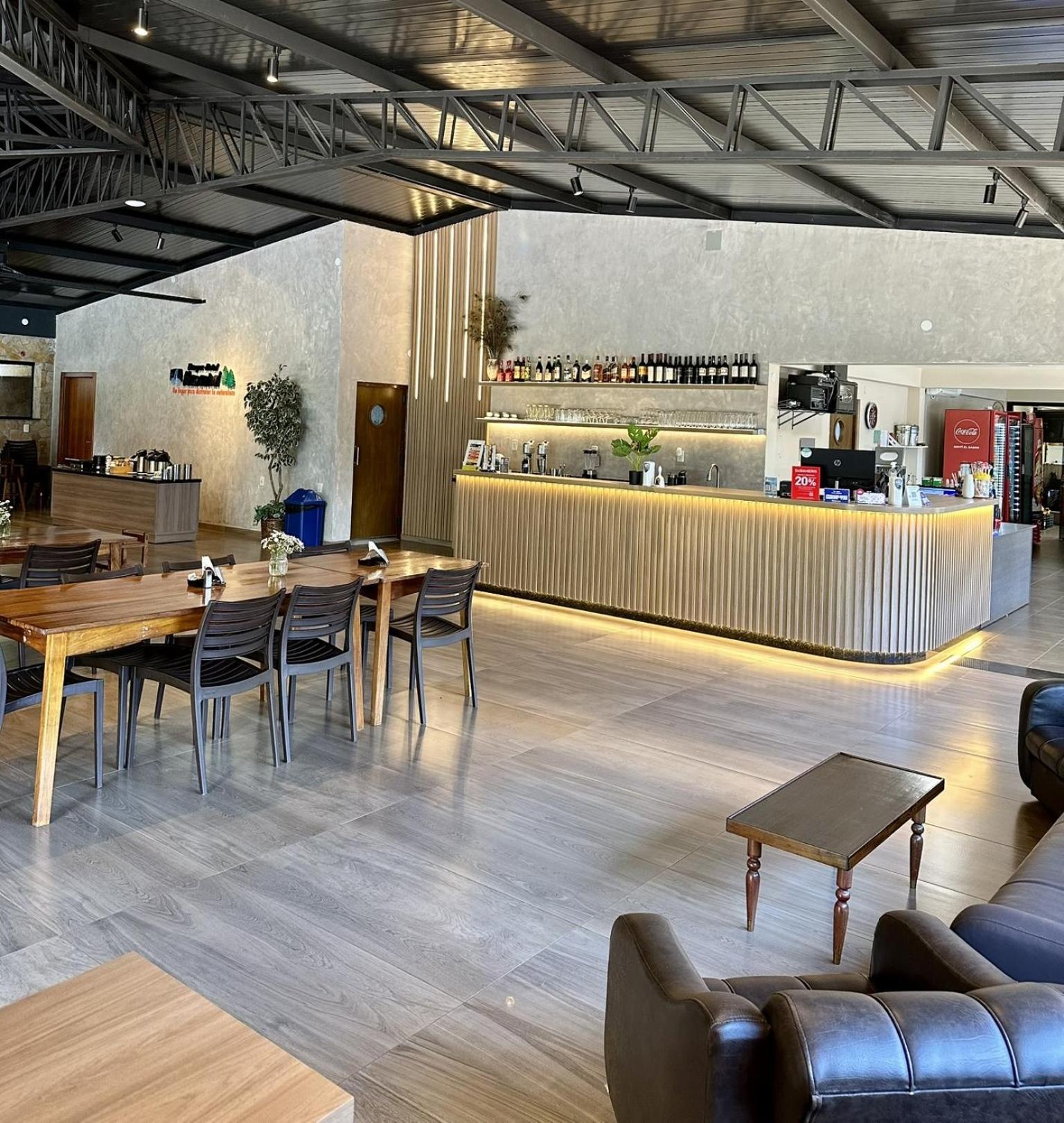 Parque Hotel Manantial Hohenau 외부 사진